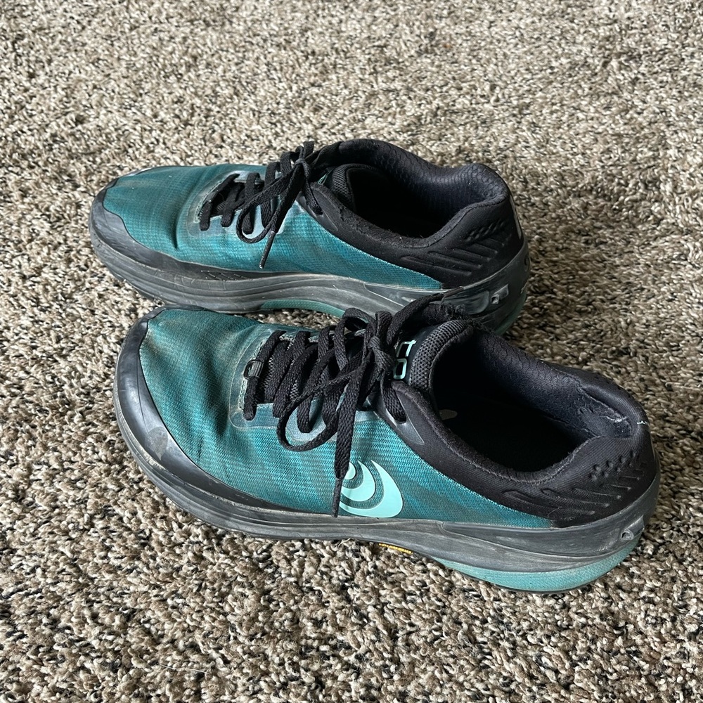 Topo Athletic Ultraventure Pro